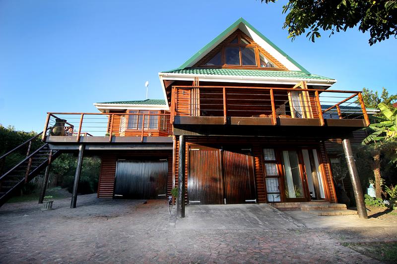 4 Bedroom Property for Sale in Groot Brakrivier Central Western Cape